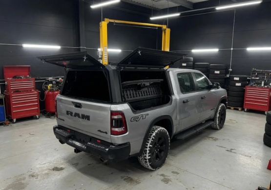 Кунг алюминиевый Dodge RAM RAMBOX 1500 (5 g.) 5'7" Bed Кунг алюминиевый Dodge RAM RAMBOX 1500 (5 g.) 5'7" Bed