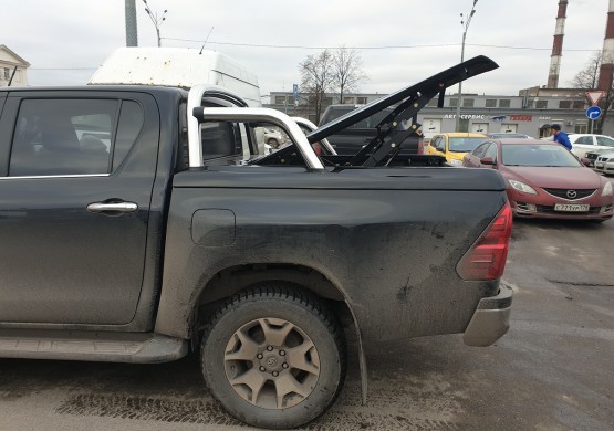 Подъемная крышка TopUp с дугами Toyota Hilux VIII Revo  (2015+)